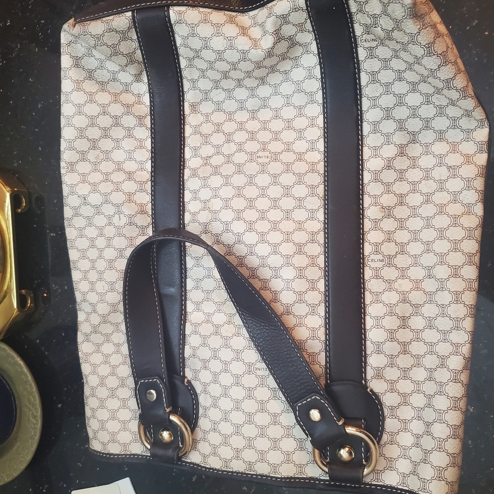 Celine Macadam....tote quality - Picture 6 of 10